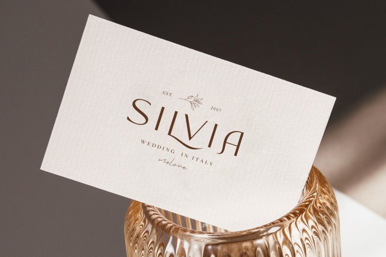 Silvia business card3